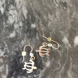 Silver turtle earrings